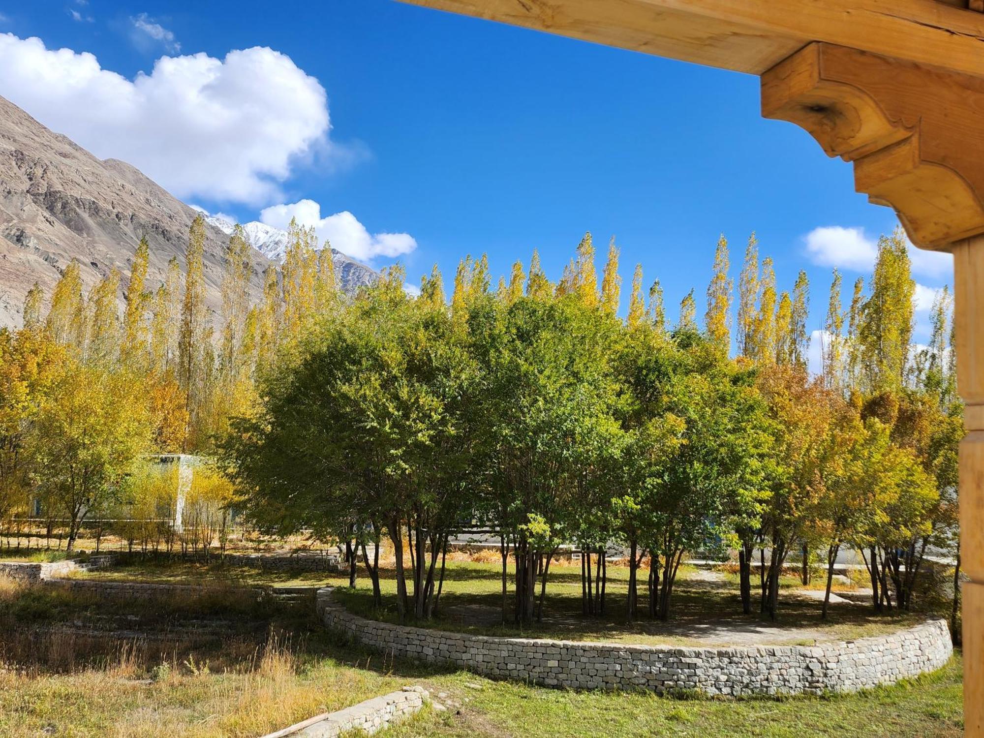 Lharimo Hotel Leh - Ladakh Exterior foto